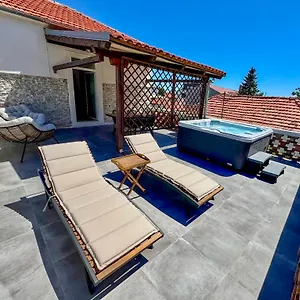 apartment-karuzz.hotelinzadar.com/